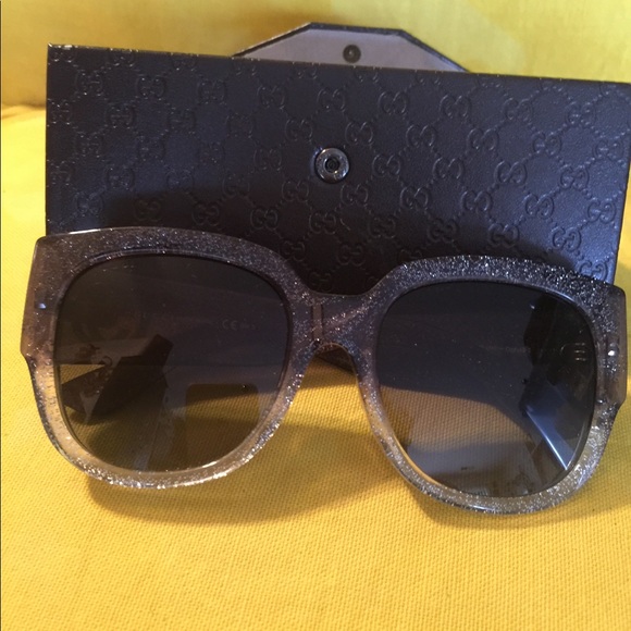 COPY - NWOT GUCCI GLITTER Square Sunglasses - Picture 5 of 8